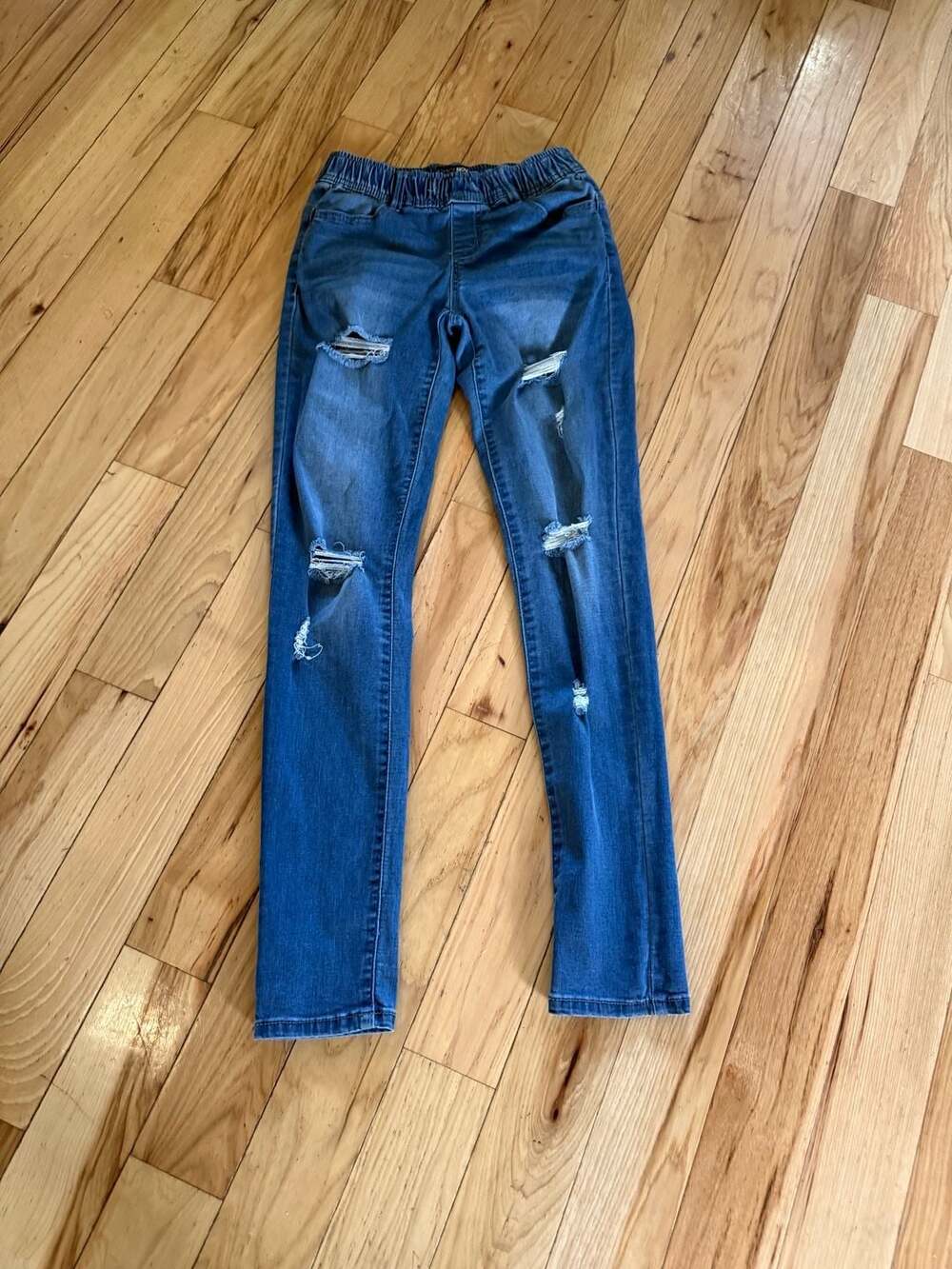 Fashion Nova Ripped Elastic Waistband Skinny Jeans Size 3